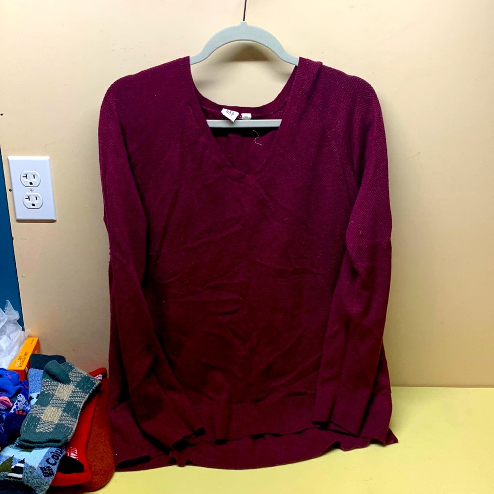 Waffle knit GAP sweater. Wine L